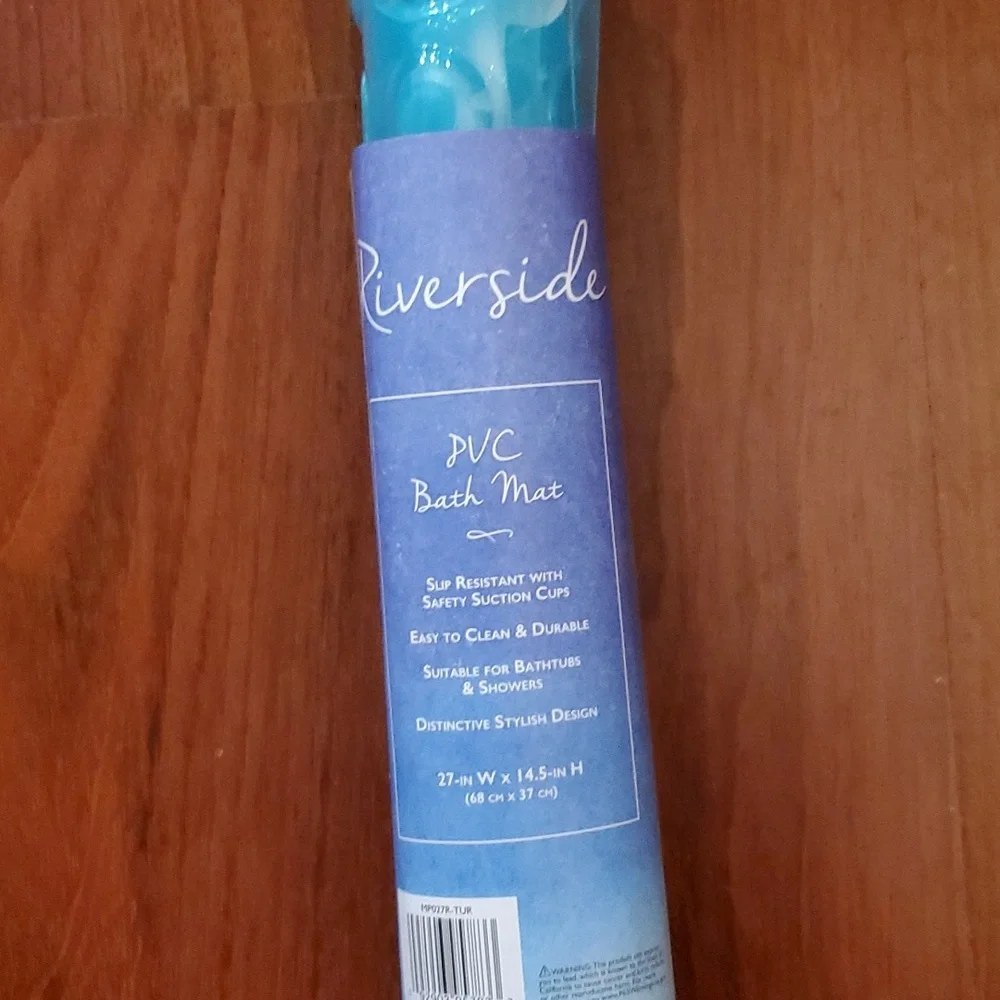 New Riverside shower mat aqua coloslip resistant with safety suction cups